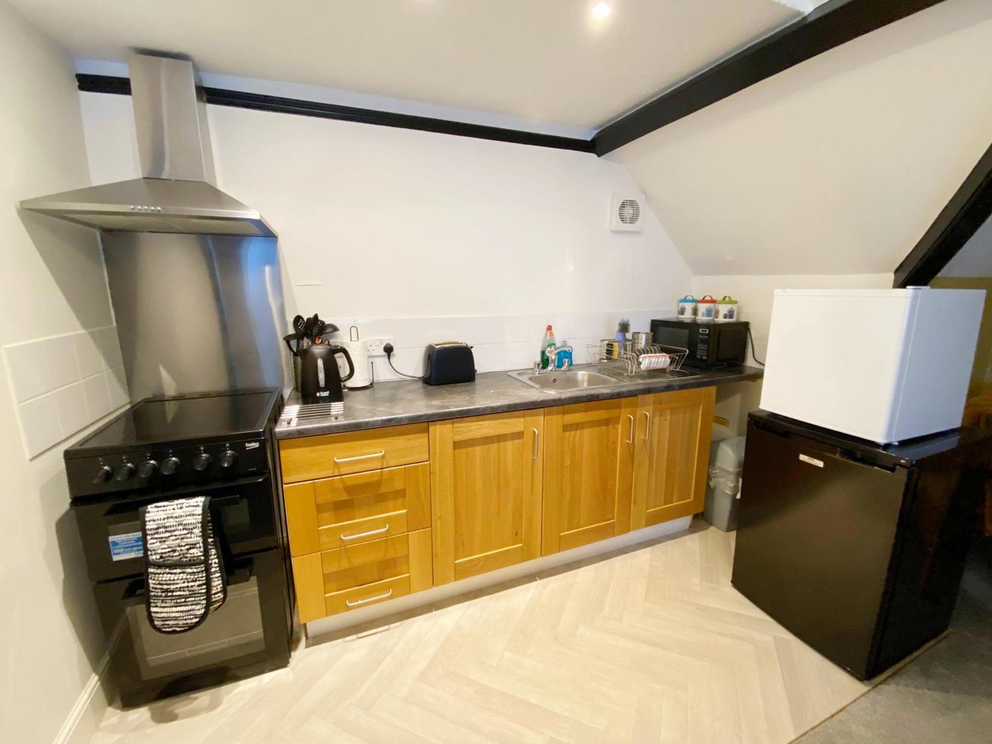 The Beach Hut - 1 Bedroom Apartment Near The Beach Bournemouth Buitenkant foto