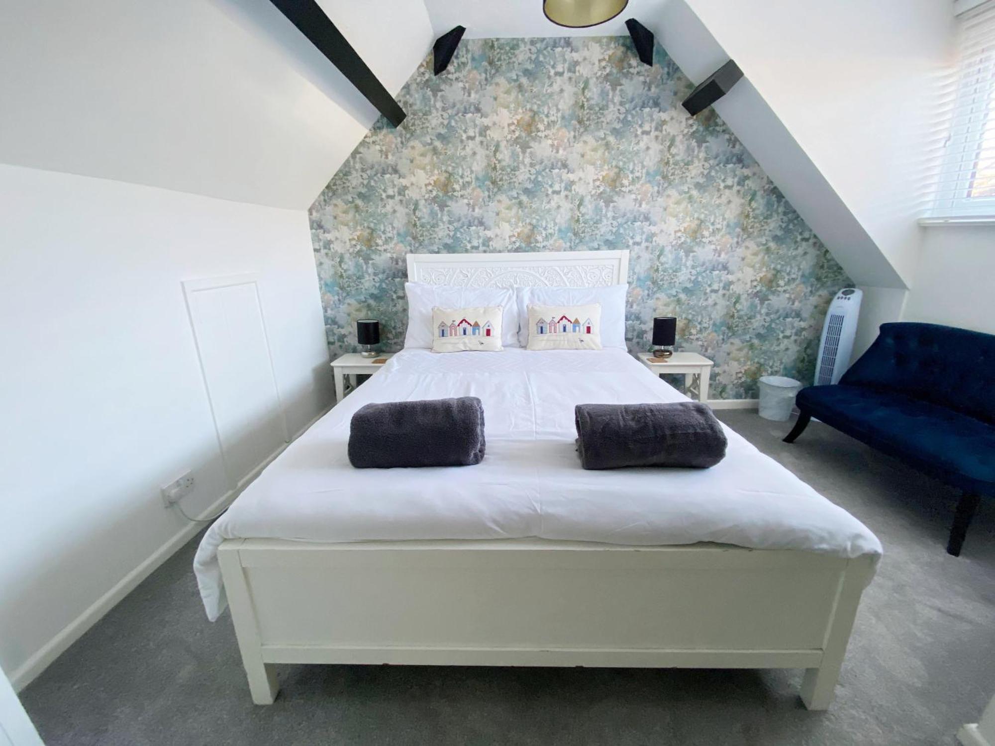 The Beach Hut - 1 Bedroom Apartment Near The Beach Bournemouth Buitenkant foto