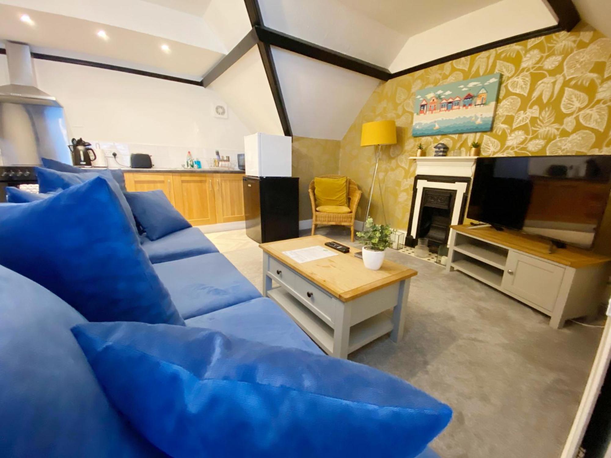 The Beach Hut - 1 Bedroom Apartment Near The Beach Bournemouth Buitenkant foto